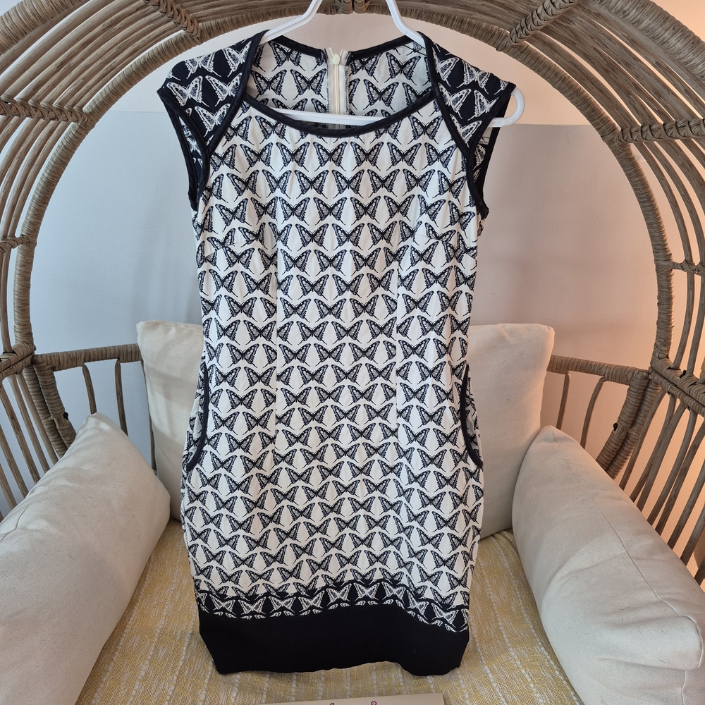 Mandala drsign Elegant Black and White Dress. Butterfly Pattern